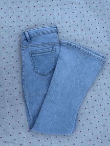 Light Wash Denim Jeans - Size 28