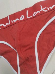 Masculino Latino Red Briefs