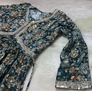 FLORAL KURTA SET