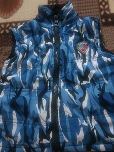 Blue sleeveless jacket for kids