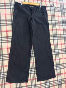 Wide Legged Straight Pants