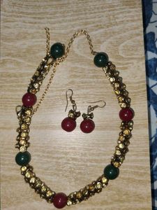 Traditional Earrings And Necklace Set