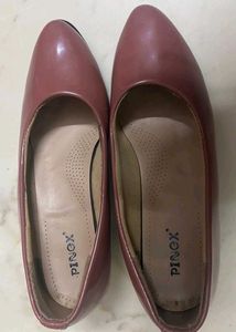 Elegant Mauve Ballerinas