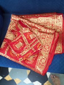 Red &amp; gold garchola saree