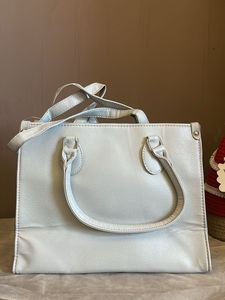 Dual Tone Handbag Lino