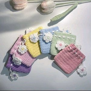 Crochet Pauch