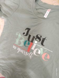 Crop T-shirt