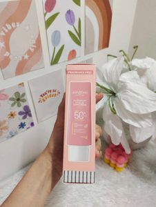 Dot &amp; Key Sunscreen SPF 50 (80g) 🍉🧊