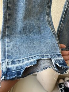 Straight Jeans