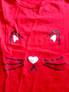 Cute Red Cat Face T-Shirt