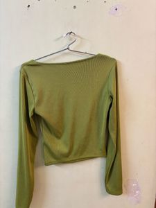 Green Long Sleeve Top