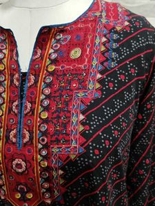 Embroidered Patterned Tunic