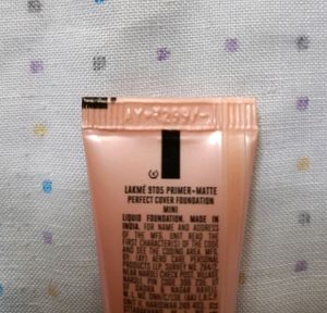 Laxme 9 to 5 foundation- Warm Natural W180