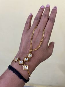 Combo Of Earring And Haath Phool