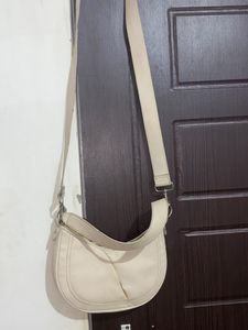 H&amp;m Shoulder Bag