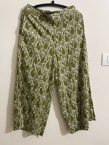 UTSA Green Print Shirt - Size M