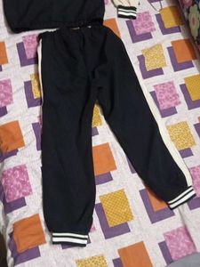 hooded tracksuit for girls