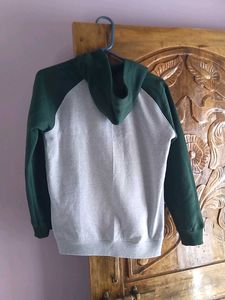 ,🕺Green &amp; Grey Hoodie🕺🤹