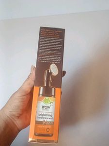 WOW Vitamin C Face Wash