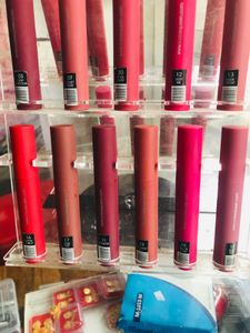 Color’s Queen Matte Liquid Lipstic