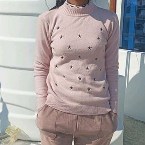 New Pink Shwetshirt For Girls