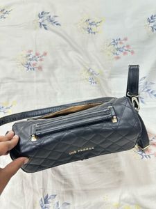 Lino Perros  Quilted Crossbody Bag