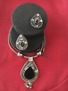 Drop shape onax jewellery Set