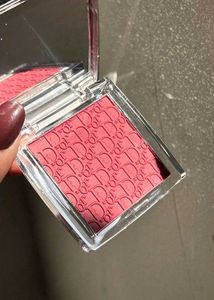 DIOR Backstage Rosy Glow Blush (Shade Berry)