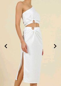 White Ring Detail Two-Piece Set || beautiful dress