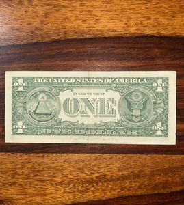 SLIGHTLY USED 1 US DOLLAR - SERIAL NO. K05502271C