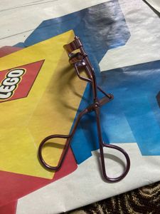 Eyelash Curler