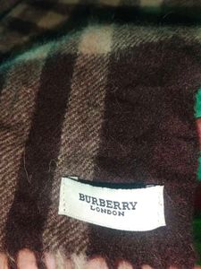 Unisex Authentic Burberry London  Check Scarf