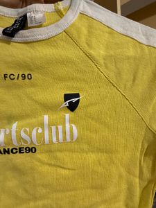 H&amp;M Printed Crop Yellow Tee