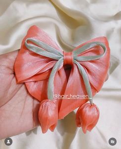 Tulip Bow Clip
