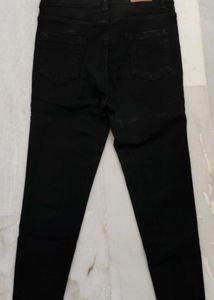 Black Skinny Jeans