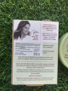 Pixi Hello Kitty Glow Powder