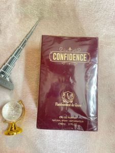 Confidence Flamboitement Gloire