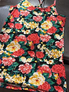 Pretty Floral Top