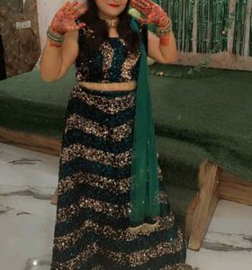 Price Drop...A Perfect Dress For Mehandi