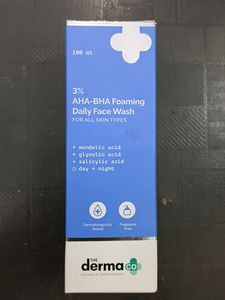 The Derma Co Face Wash