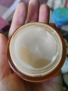 Pond&#39;s Bright Beauty Gel Creme