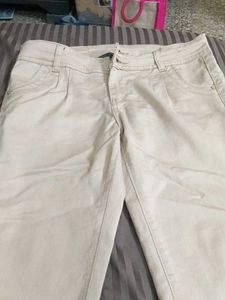 Branded Capri Pant For Women