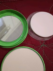 Face Powder Compact
