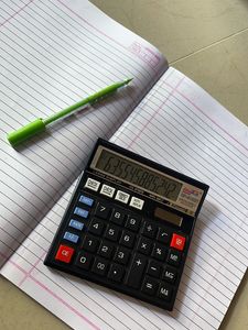 ESAY PLUS CALCULATOR