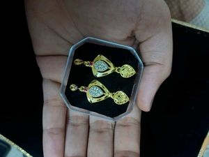 gold plated earings (artificial)
