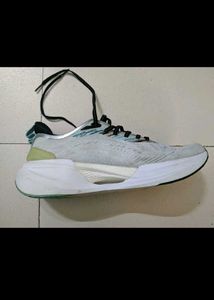 Solo Drift Running Shoes ⚡