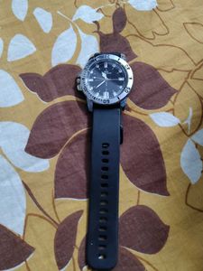 Stylish Analogue Wrist Watch