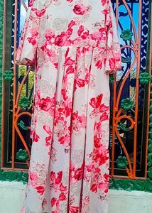 3 combo gawn like new drees
