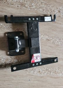 LG 32 Inch TV Wall Mounting Iron Support