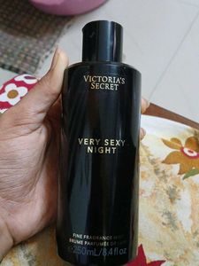Victoria's Secret Very Sexy Night Mist
